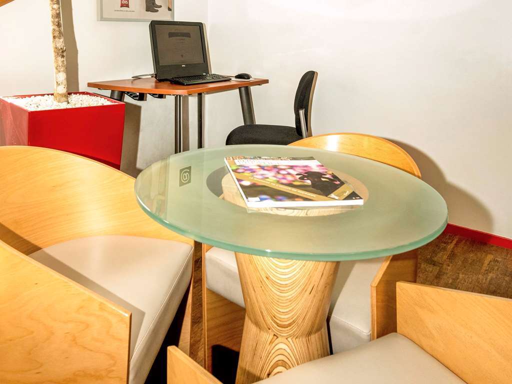 Hotel Ibis Reims Tinqueux Restaurante foto