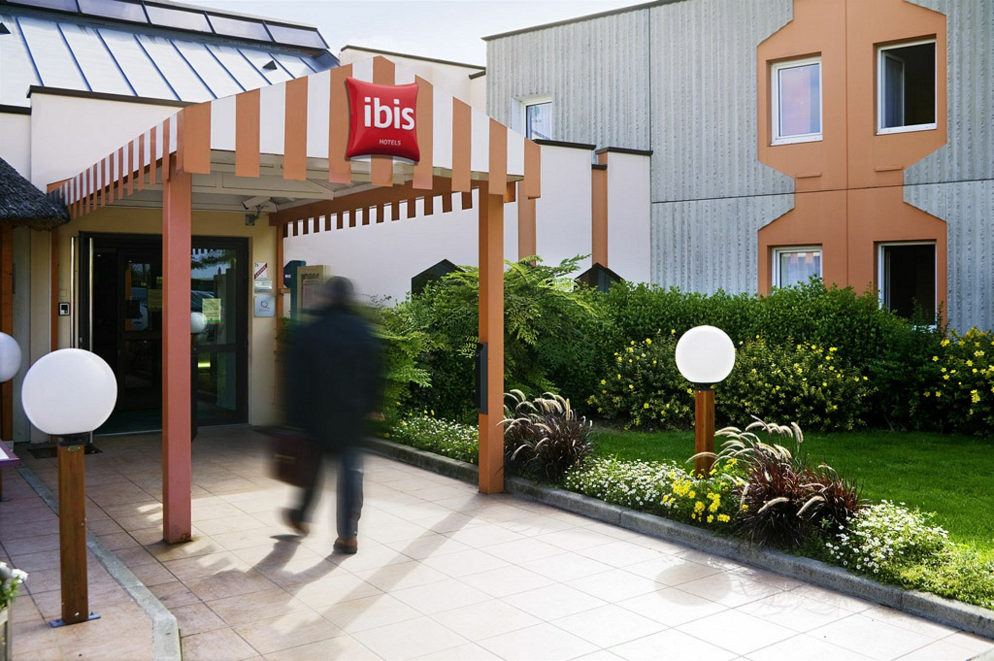 Hotel Ibis Reims Tinqueux Exterior foto